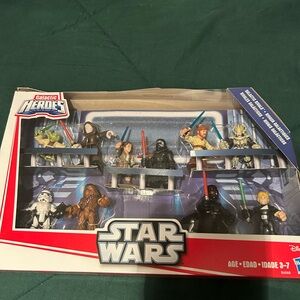 Star Wars Galactic Heroes Figure Collection with Lightsabers